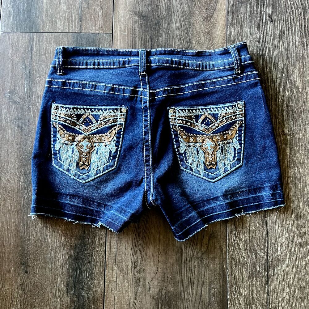 BLING Western BAMBOO Jean Shorts Rhinestones Bull Skull Embroidery  9/10 NEW NWT